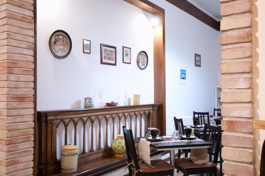 B&B Dimora Del Conte Piazza Armerina Bagian luar foto